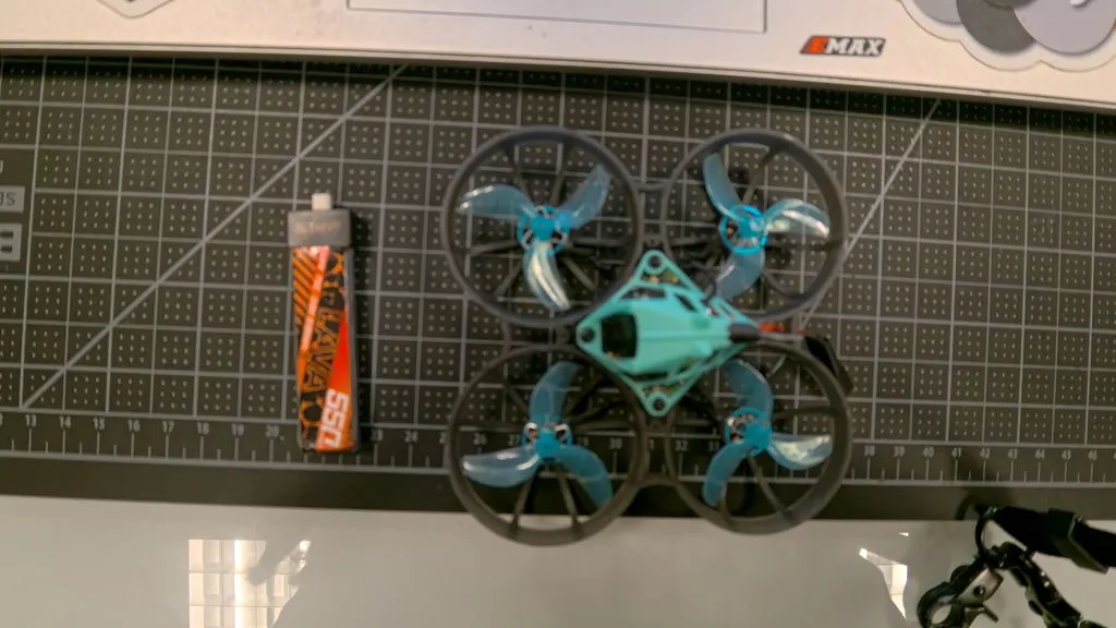 Sub250 Nimble65 drone whoop analogique 65mm 1S