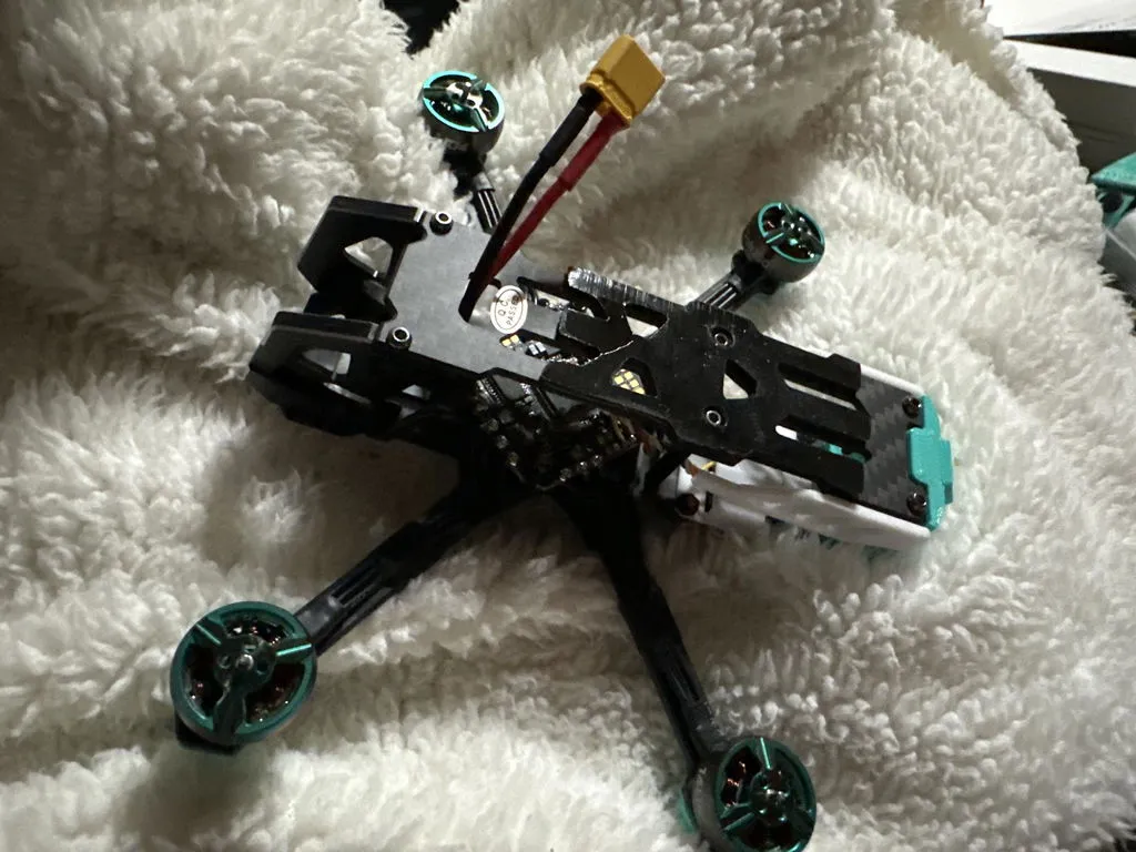 Sub250 Oasisfly30 3 Inches HD drone freestyle