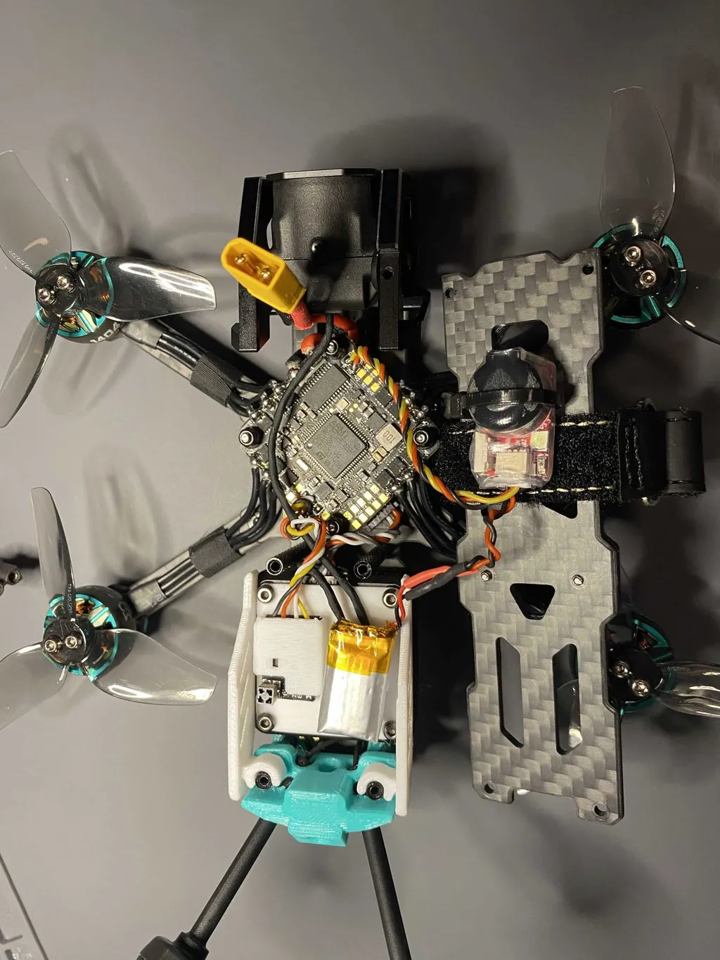 Sub250 Oasisfly25 drone FPV freestyle 2,5 pouces